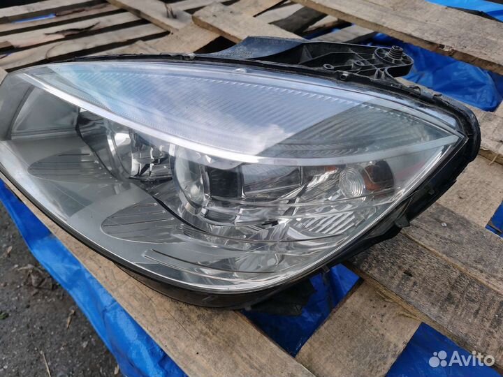 Фара mercedes w204 левая с трещиной галоген