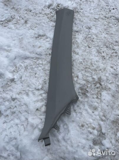 Рав 4 40 накладка обшивка стойки правая