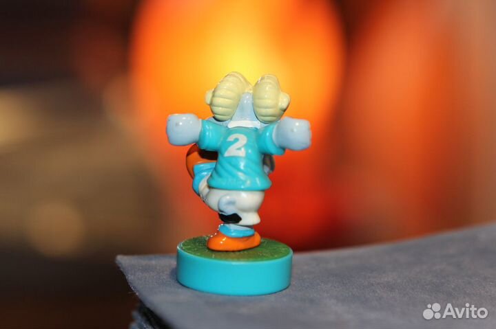 Киндер Козел футболист №2