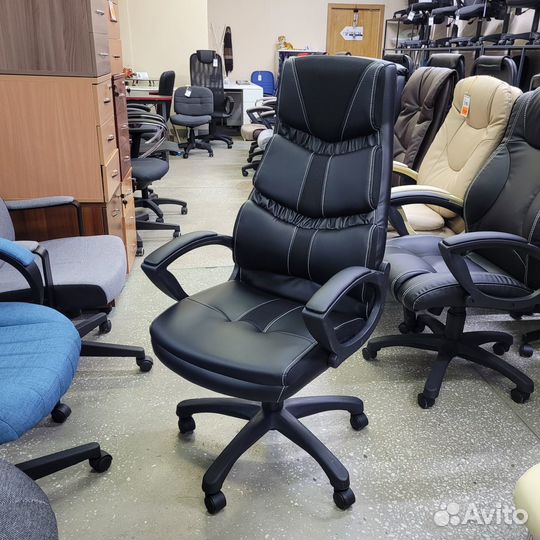 Компьютерное кресло офисное кресло