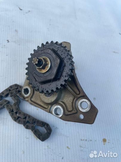 Маслянный насос на nissan tiida c11