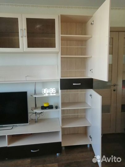 Стенка горка в гостиную бу