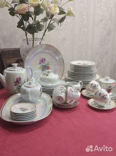 Сервиз гдр фарфоровый новый с 18 тарелками