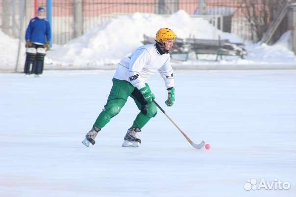 Тренер по катанию на коньках