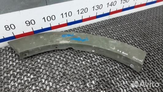 Молдинг крыла заднего правого mitsubishi pajero 4
