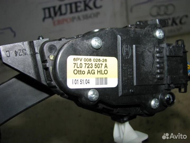 Педаль газа VW Touareg 2002-2010