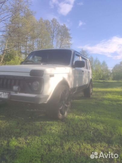 Goodyear 4x4 UG Ice Navi 235/40 R18