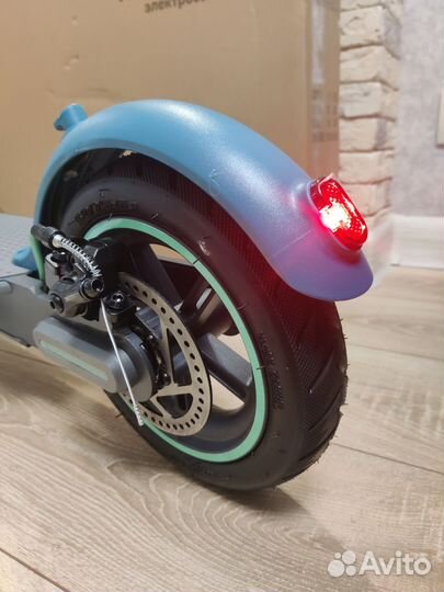 Электросамокат AccesStyle Tsunami 30s