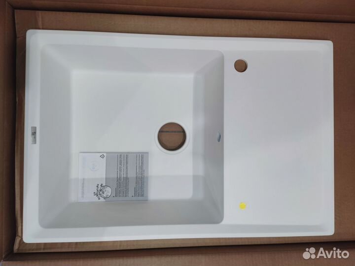 Мойка-раковина кварцевая белая новая