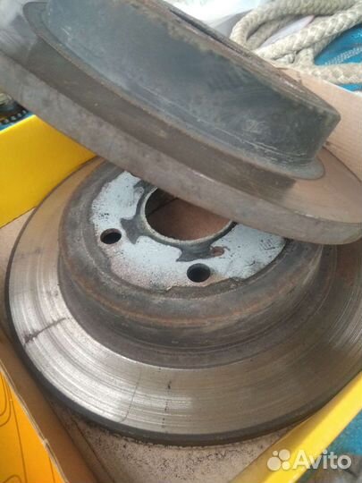 Тормозные диски (задние)