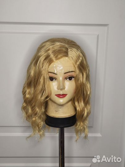 Парик русый