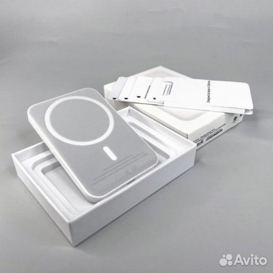 iPhone battery pack magsafe