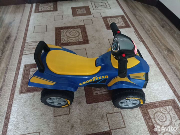 Детский квадроцикл