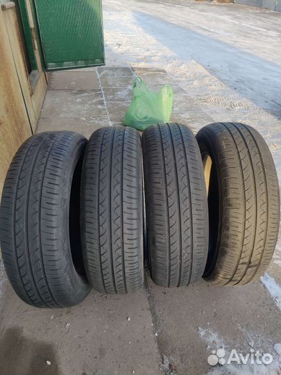 Yokohama BluEarth AE01 185/65 R15 88S