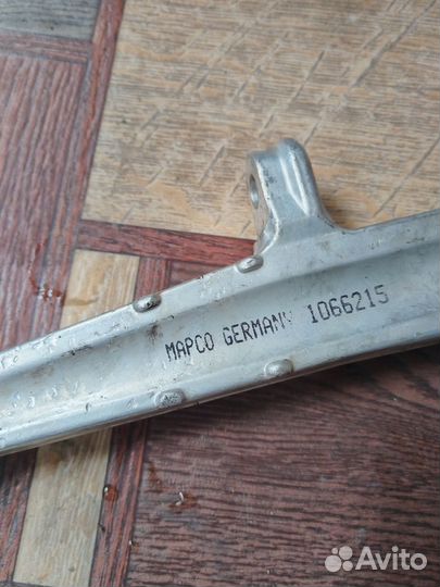 Рычаг на Ауди а6с5 дорест