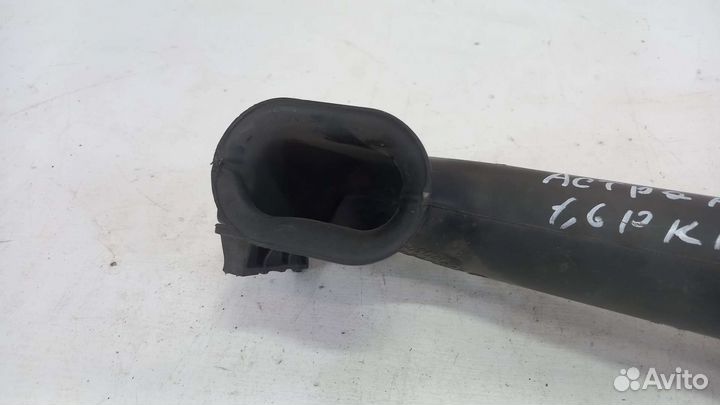 Патрубок воздухозаборника Opel Astra H