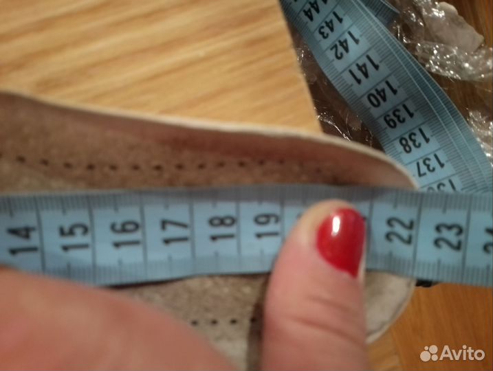 Кроссовки для девочки 34 размер