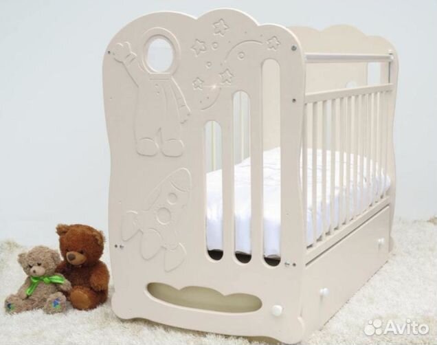 Детская кровать с маятником цвет айвори