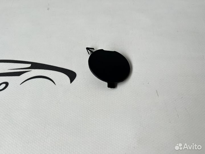 Mazda 3 BK заглушка крюка переднего бампера 06-08