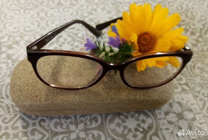 Футляр для очков