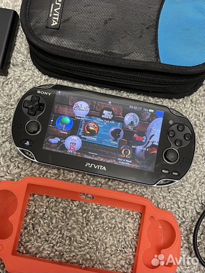 Прошитая Sony Playstation Vita FAT 64gb + Игры