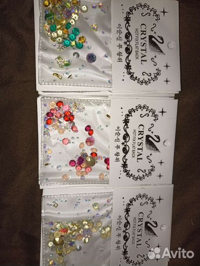 Продам украшения для ногтей