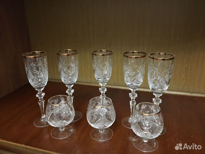 Хрустальные бокалы