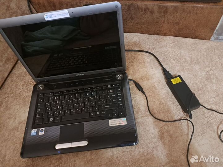 Ноутбук toshiba