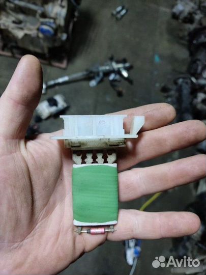 Резистор отопителя Лада Ларгус Кросс