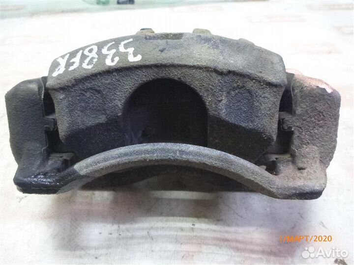 Суппорт передний правый Hyundai Solaris RB G4FC