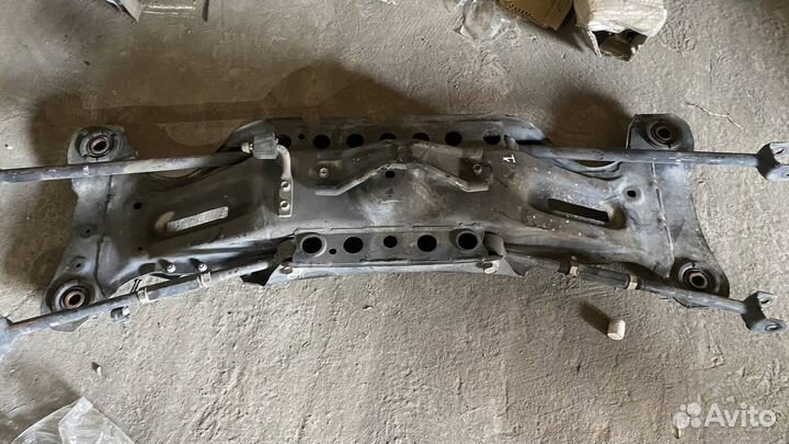 Подрамник задний б.у Toyota Camry V40 разборка