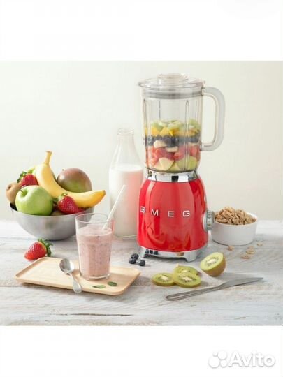 Стационарный блендер Smeg BLF01rdeu