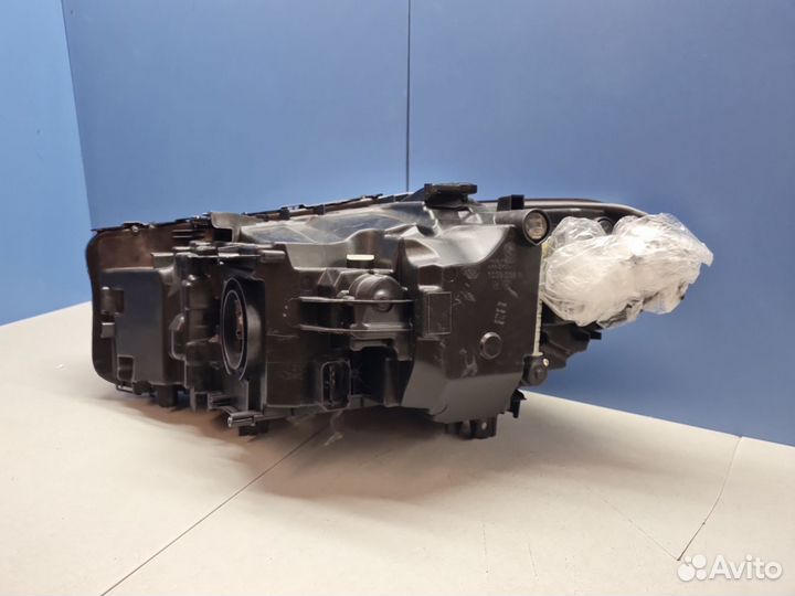 Фара правая BMW 5 G30 F90 2016