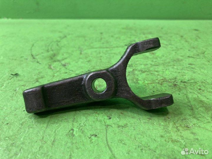 Кронштейн запорный iveco stralis