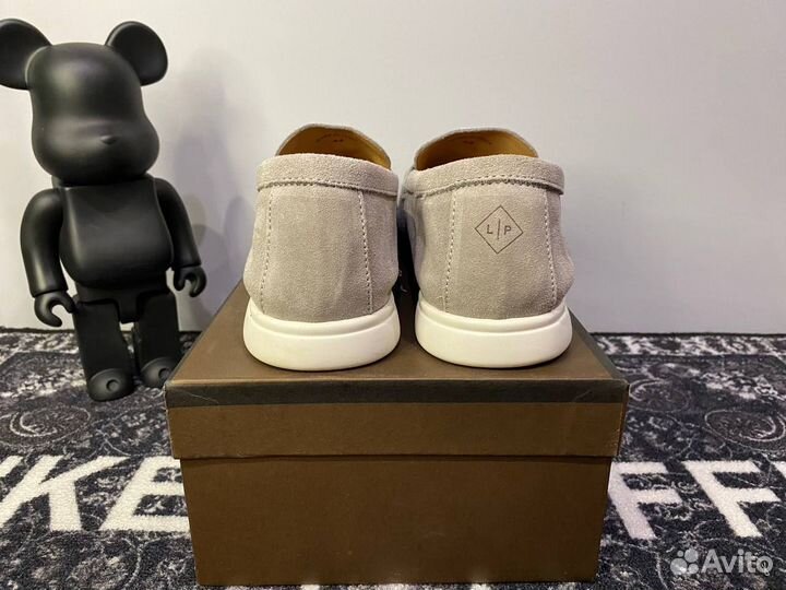 Лоферы Loro Piana замшевые серые