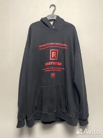 Vetements худи restricted