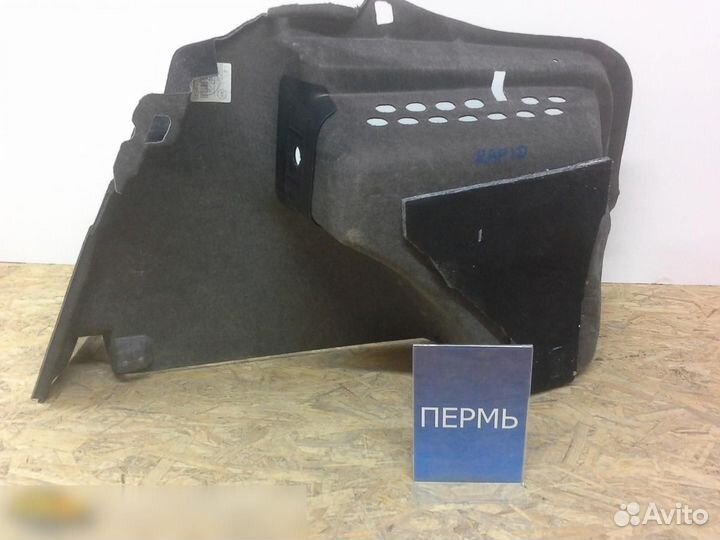 Обшивка багажника Skoda Rapid 2013