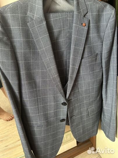 Мужской костюм тройка 52