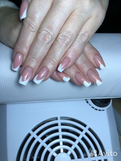 Маникюр