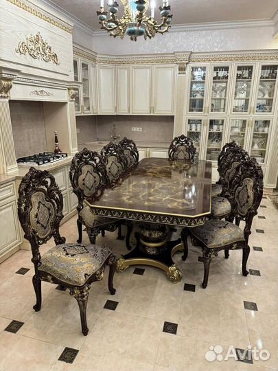 Стол и стулья от производителя. В наличии