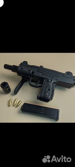 Пистолет зажигалка сувенир