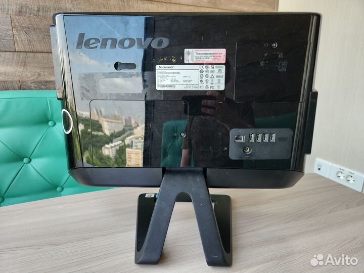 Моноблок Lenovo C320 20