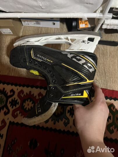 Коньки хоккейные размер 6.5