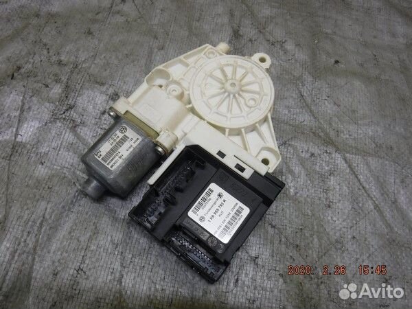 Стеклоподъемник Volkswagen Tiguan