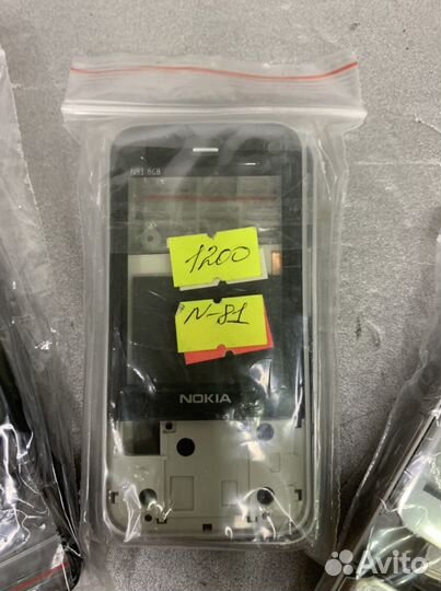 Корпуса на Nokia N-81, N-82