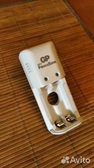 Зарядное устройство GP powerbank mini gpkb02gs