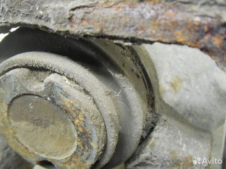 Суппорт задний левый Cruze 2009-2016