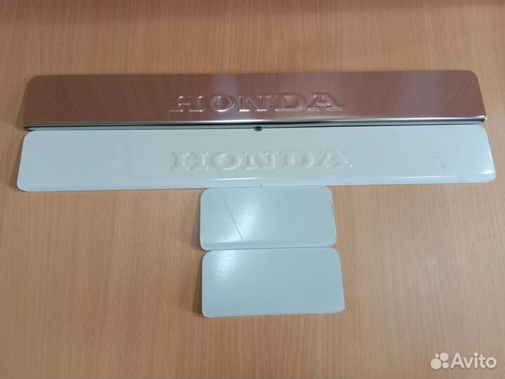 Накладки на пороги Honda CR-V (III) (нержавейка)