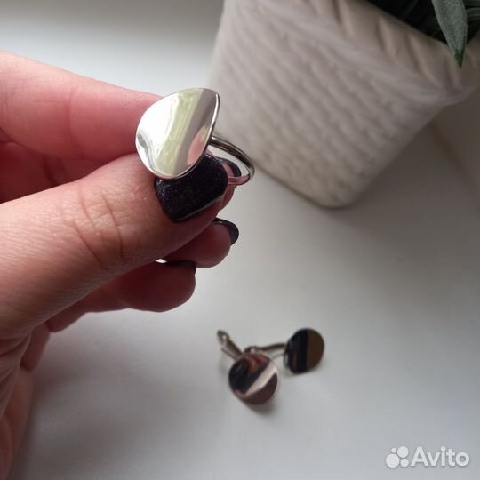 Серебряный комплект кольцо и серьги