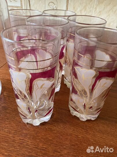 Стаканы в комплекте с графином